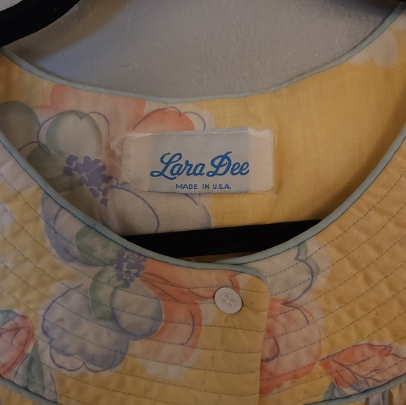 Vintage Yellow Floral Dress By Lara Dee - Picture 8 of 13